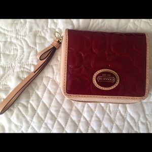Coach Wristlet wallet New With Tags
